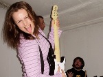 Slavná rocková skupina hraje Rockband.
