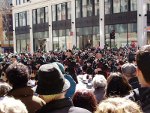 Další den jsme se nezdržovaly a odjely do Montrealu. Pravda, přestávka v Oshawě nám dala, ale chvíle strávené s Lilianou jsou zábavné, takže jsme dojely večer. A hned poté, nedělní dopoledne, jsme se prošly do downtown Montrealu.
